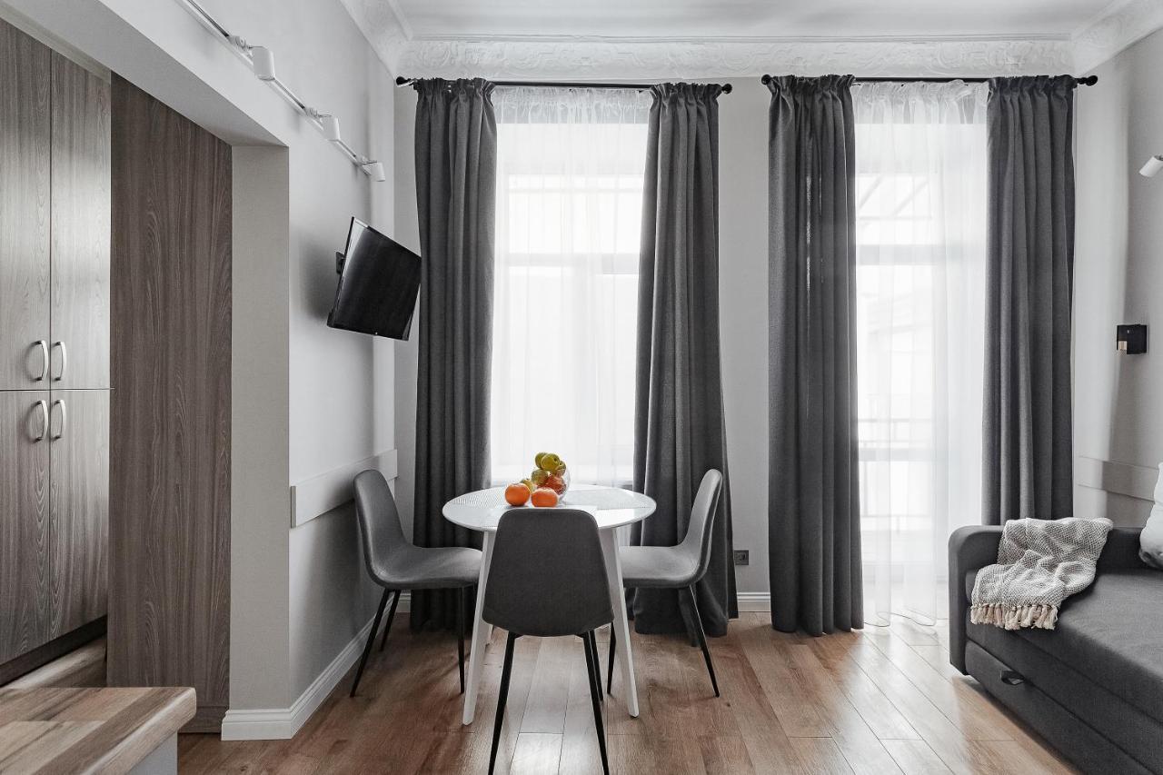 City Centre Silver Apartment 오데사 외부 사진