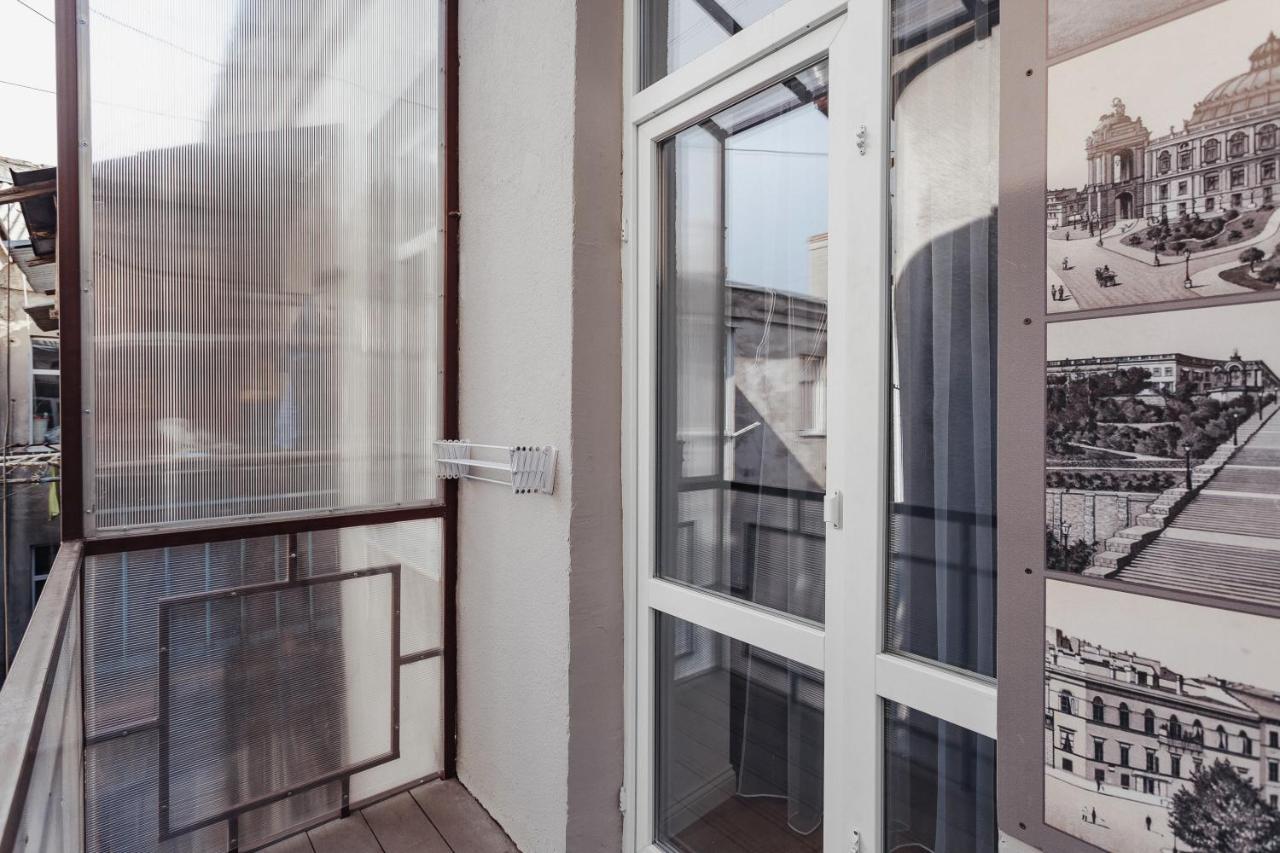 City Centre Silver Apartment 오데사 외부 사진