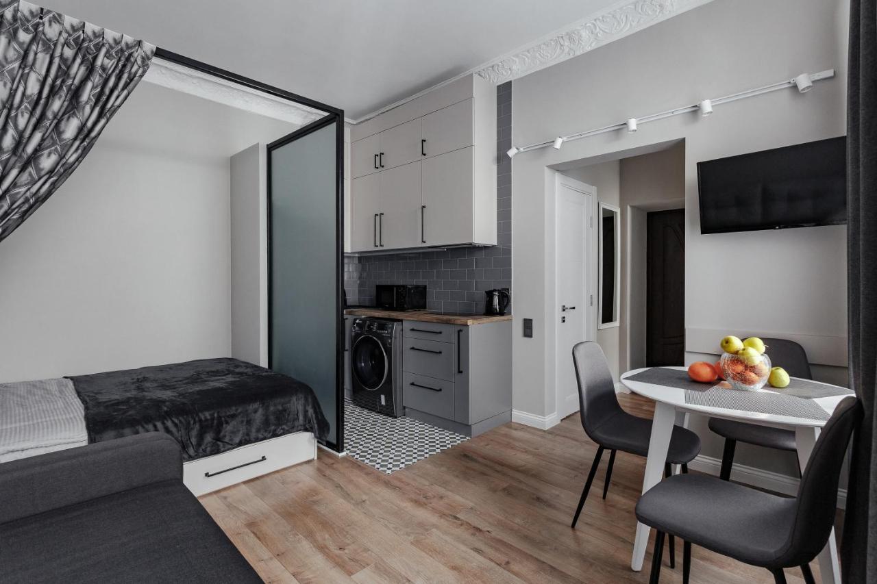 City Centre Silver Apartment 오데사 외부 사진